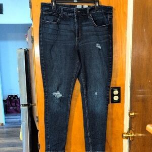 Plus size skinny jeans